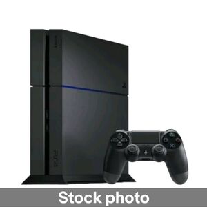 Sony PlayStation 4 PS4 Console Black Bundle  & Controller CUH-1001A